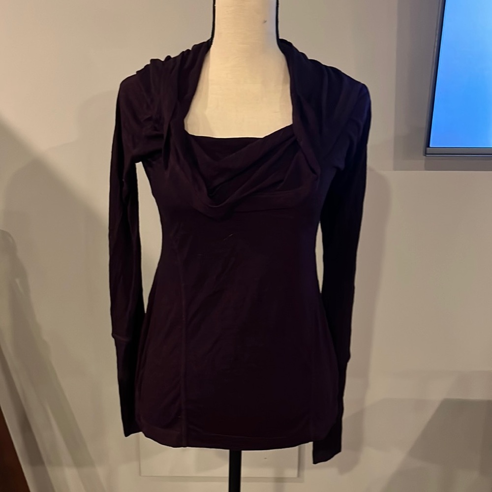 Zella cowlneck long sleeved top with thumb holes